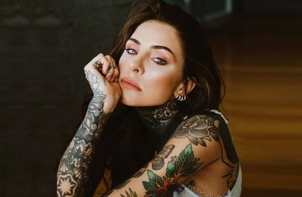 Bikini de tiras: Cande Tinelli se sumó a la tendencia del verano