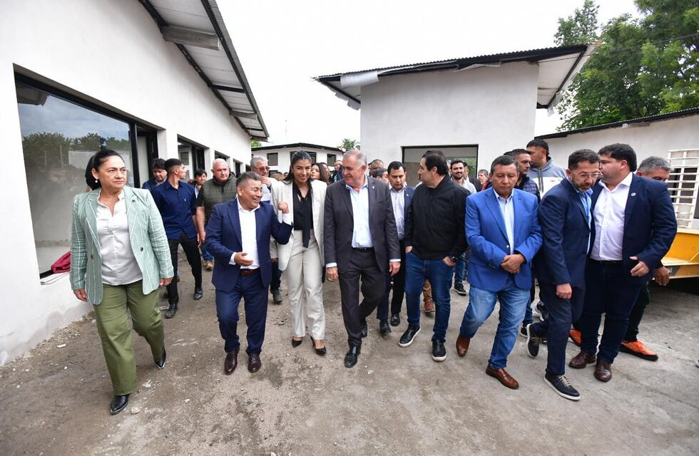 Jaldo supervisó la obra del nuevo Centro Comercial durante su visita a Aguilares