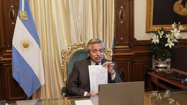 Alberto Fernández al anunciar el aval para producir el segundo componente de la vacuna Sputnik V. Foto Presidencia de la Nación.