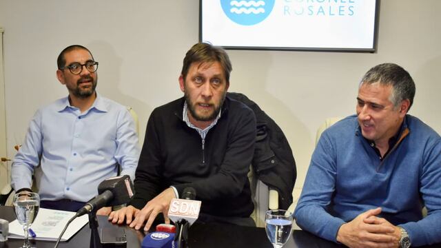 Firmaron el anticipo financiero para la construcción de 32 viviendas para el barrio Luz y Fuerza.
