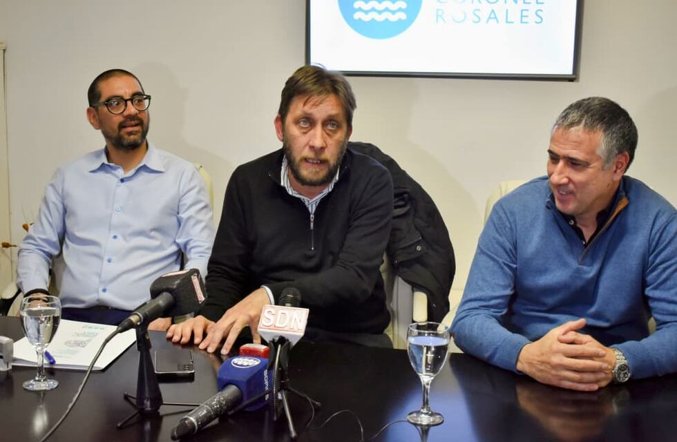 Barrio Luz y Fuerza: firman anticipo financiero para construir 32 viviendas