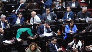 El bloque de diputados de la UCR que preside Rodrigo De Loredo tuvo una tensa discusión (Foto: Federico López Claro)