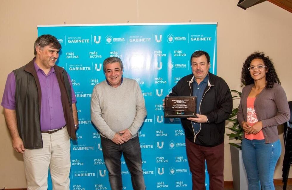 Sartini Gas recibió un reconocimiento por su 40 años en Ushuaia