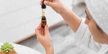 Estos 3 sérums con retinol son ideales para el invierno: se compran en farmacias y cuestan menos de $50 mil.