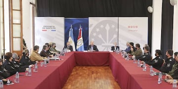 Representantes de las fuerzas federales asistieron al encuentro con la cúpula del Ministerio de Seguridad de la provincia.