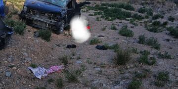 Un joven perdió la vida cuando el auto que manejaba cayó por un barranco en Luján. Foto: Ministerio de Seguridad.