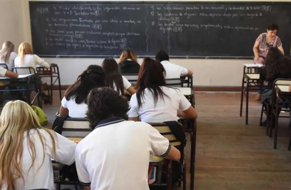 A lo Dibu Martínez: una profesora mendocina aceptó un particular pedido de sus alumnos y se volvió viral