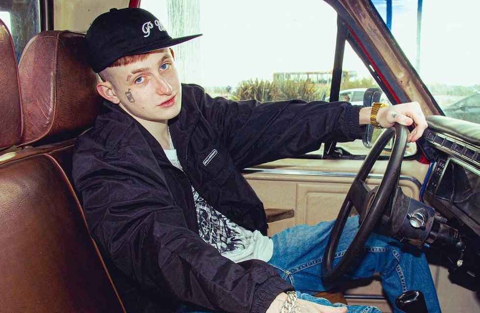 El Dibu Martínez compartió un video con una canción de Dillom antes del partido de la Selección Argentina y causó furor