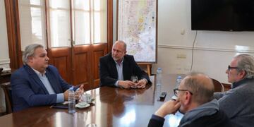 Omar Perotti junto a Pablo Farías