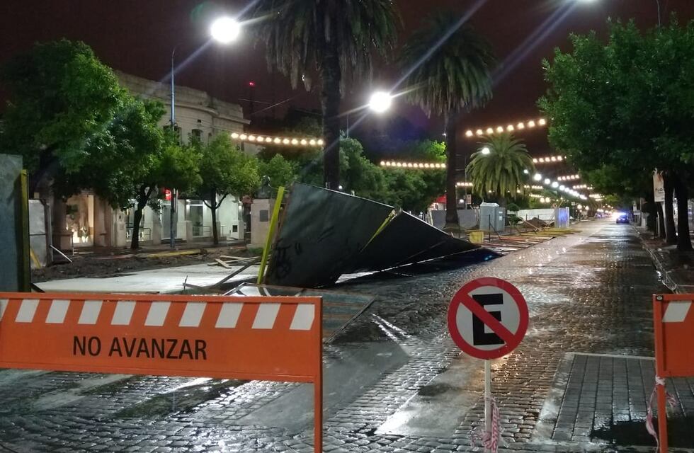 La tormenta voló un techo y tumbó parte de las paredes de una vivienda