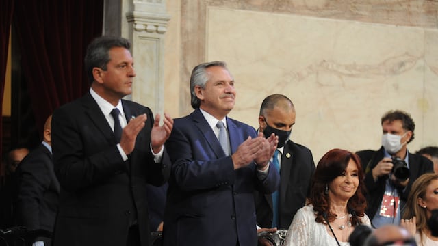 Alberto Fernández aceptó un pedido de Sergio Massa para aprobar un proyecto de ley.
Foto Federico Lopez Claro