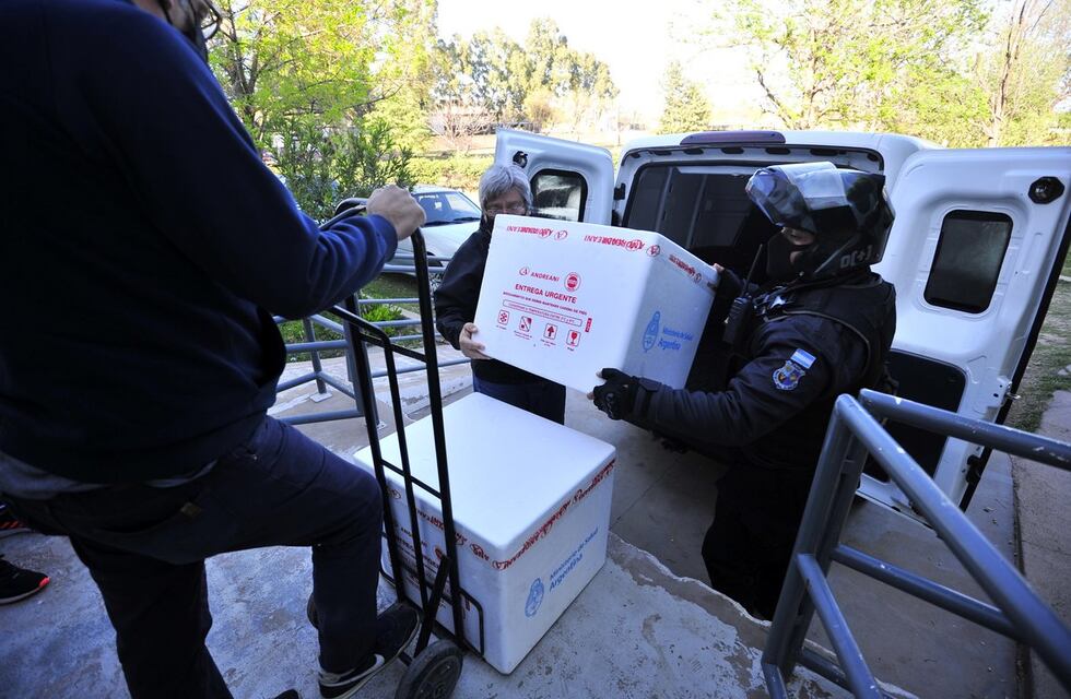 Llegaron 9.600 dosis de AstraZaeneca a San Luis