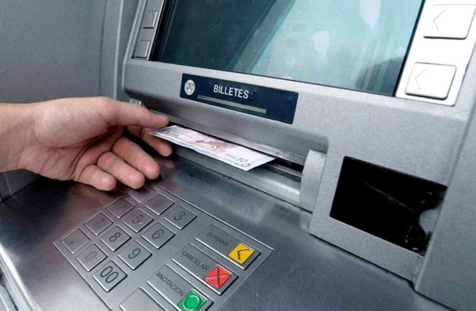 Este sábado comienza el pago del 80% del sueldo a los empleados públicos