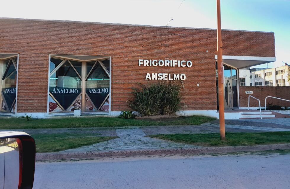 Néstor García “Si Samid quiere invertir en el frigorífico que venga a conocerlo y que no haga política barata con la prensa”