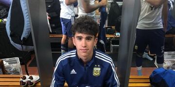 Axel Atum - Futbolista Gualeguaychú. Redes