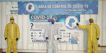 monta dispositivo de alta complejidad y vanguardia compuesto por trailers sanitarios y laboratorio móvil en acceso a Cañadón Seco