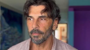 Juan Darthés rompió el silencio tras ser absuelto en la causa que le inició Thelma Fardín. (Captura Instagram Fernando Burlando)