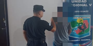 Choque y fuga en Puerto Iguazú: conductor borracho provocó un accidente.