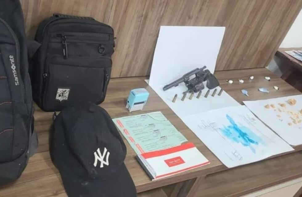 Detienen a una pareja en Iguazú tras un millonario robo: droga y un arma entre los hallazgos