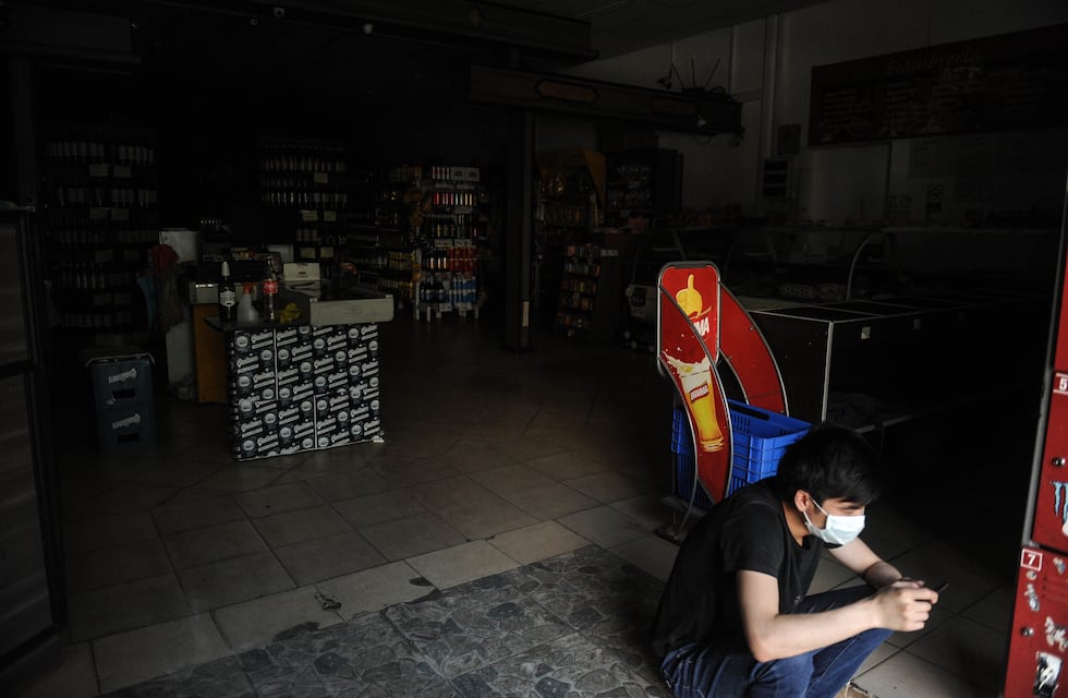 Cortes de luz: cuáles son los barrios de la Ciudad que siguen con el servicio interrumpido