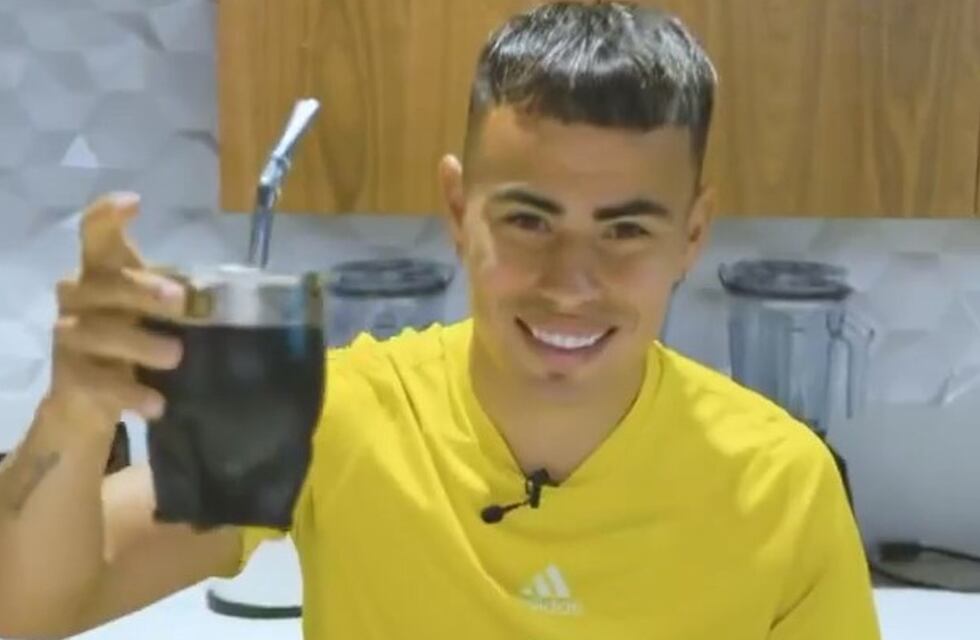 El Chino Zelarayán sobre Messi: “Feliz de jugar en la misma liga que el más grande de todos”