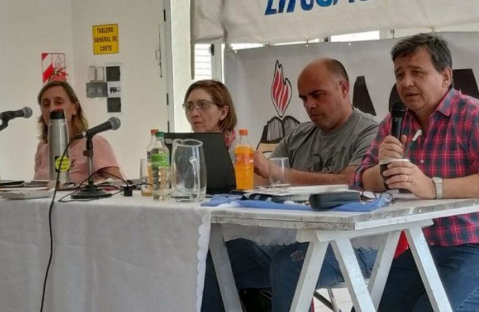 AGMER le exige al Gobierno la reapertura de paritarias