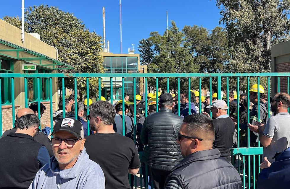A 100 días del conflicto y con una muerte de por medio: cómo sigue la situación en Petroquímica Río Tercero