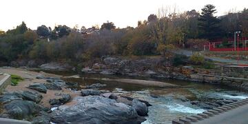 Zonda del Fantasio en Villa Carlos Paz, en nublada mañana de viernes.