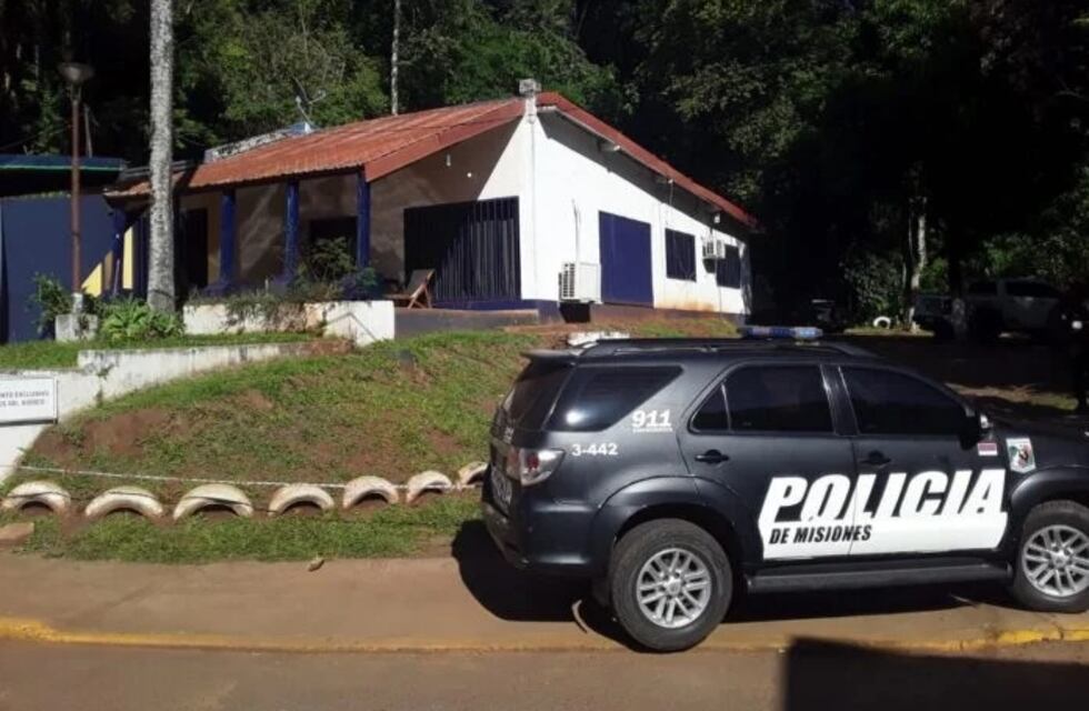 Se rompió en pleno cruce una balsa que une Iguazú con Presidente Franco