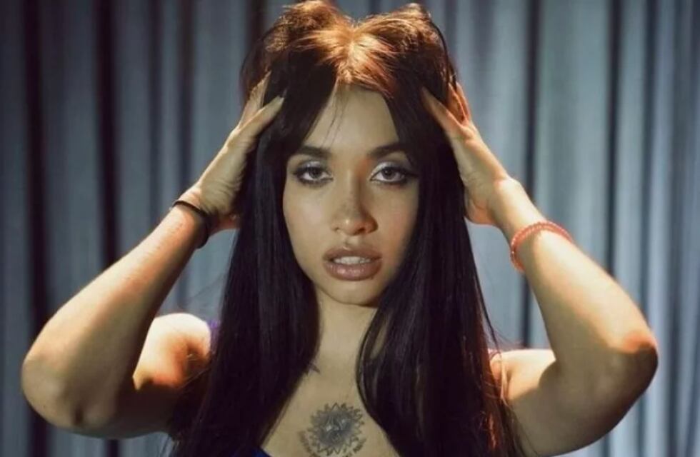 María Becerra eligió el color del verano y sorprendió en redes