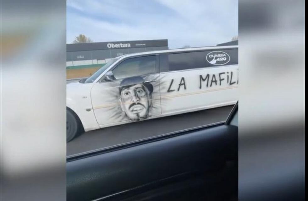Despidieron a “El Noba” en Florencio Varela y L-Gante llegó en una limusina grafiteada