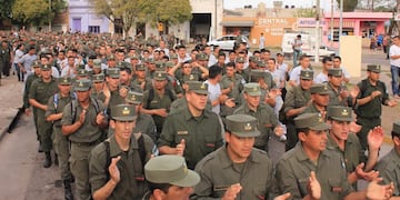 200 efectivos partieron a la ciudad de Rosario (LaVoz).