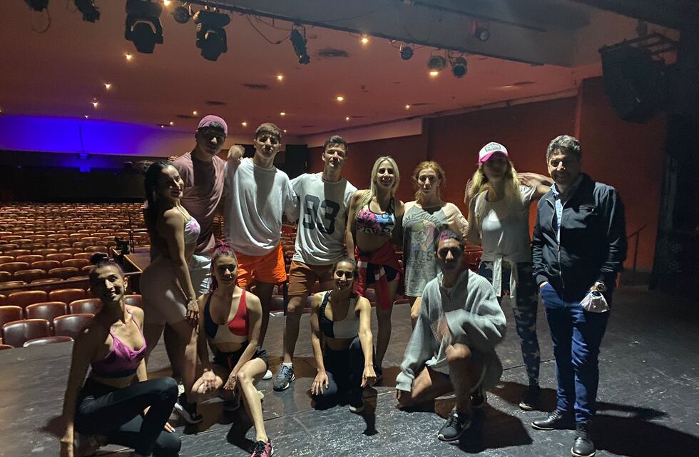 Más confirmaciones: Sergio Gonal hará revista con Lorena Liggi en el Corrientes