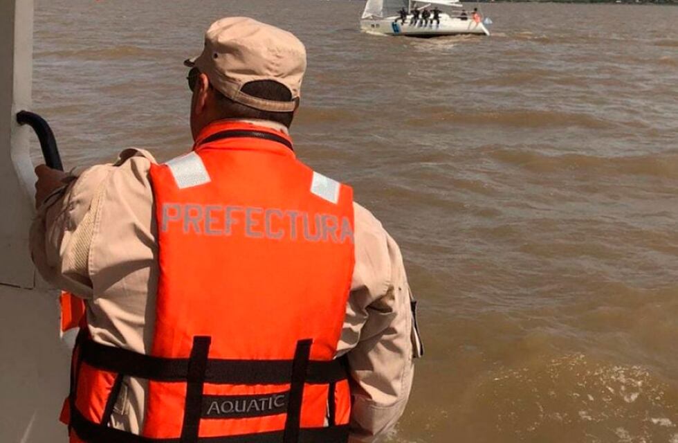 Confirman que encontraron 110 kilos de cocaína a unos 9 kilómetros de la costa de Coronel Rosales