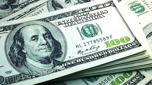 Dólar.