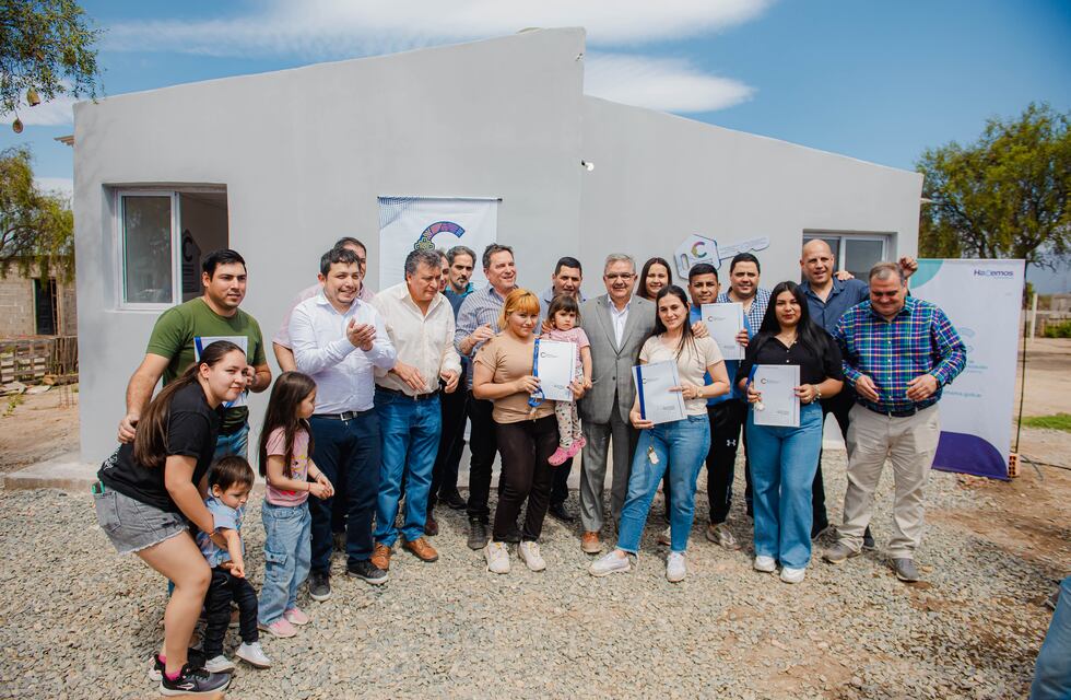 El Quemado inaugura su renovada escuela