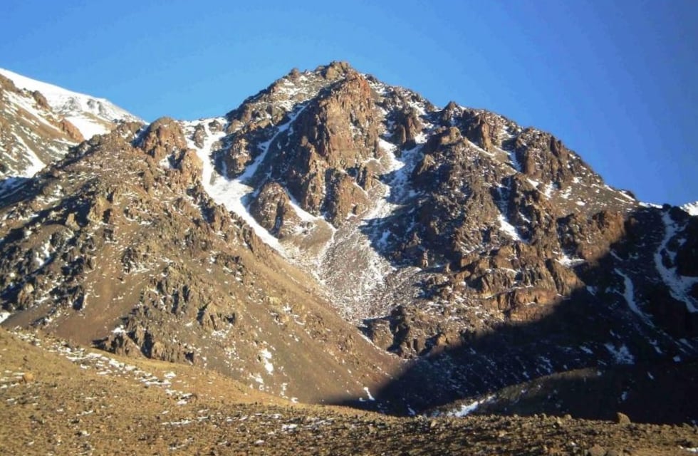 Un soldado murió al desbarrancarse de un cerro en Vallecitos