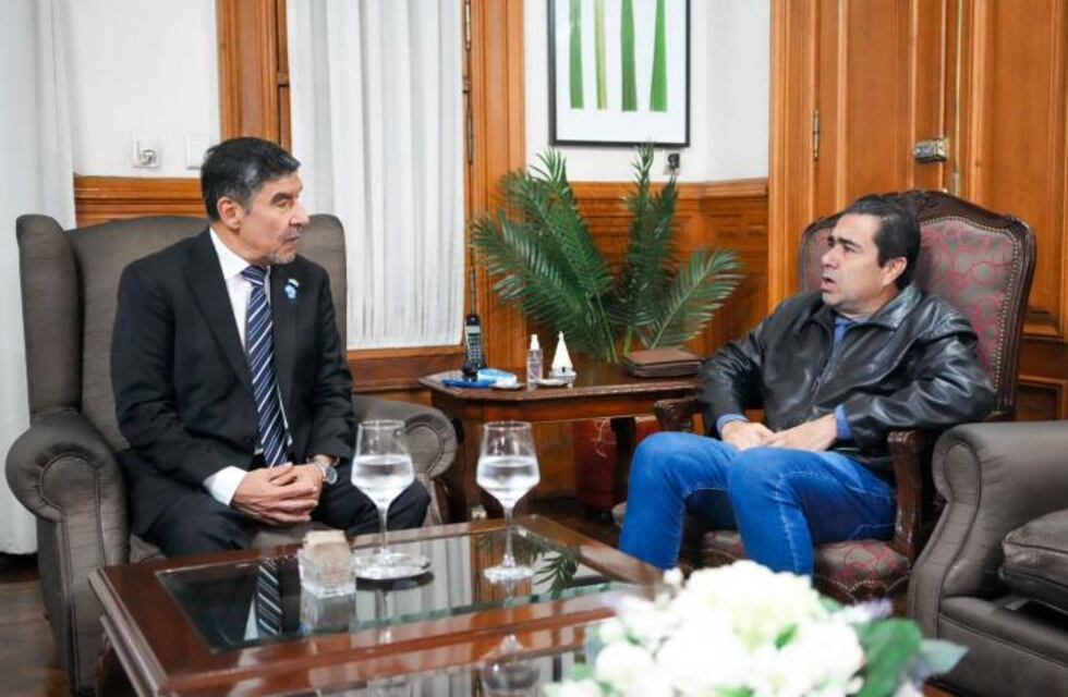 Acevedo y Mansilla retoman la agenda tras la licencia