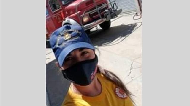 Ludmila Uribe Leoz, integrante del cuerpo de Bomberos Voluntarios de Coronel Dorrego.