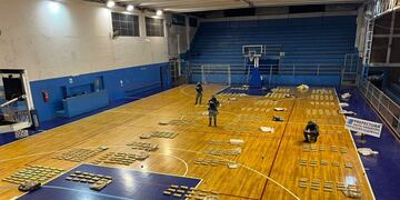 Secuestran millonario cargamento de marihuana en Eldorado.