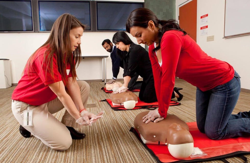 Curso de reanimación y primeros auxilios: cómo y dónde anotarse de manera gratuita en Córdoba