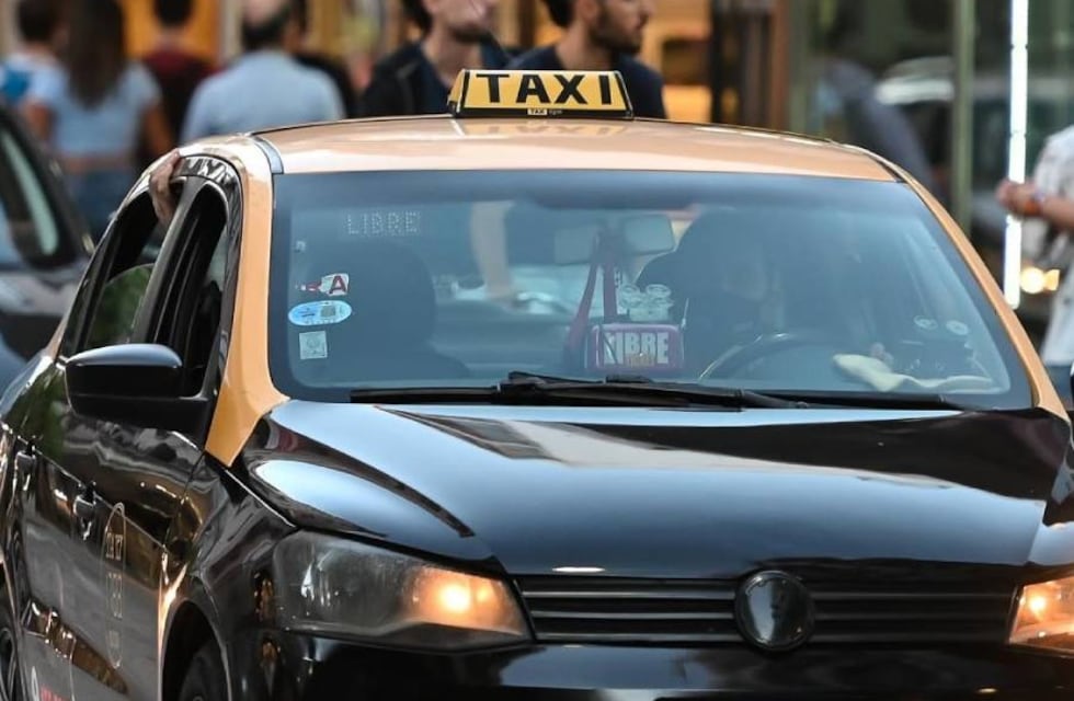 Confirmaron cuánto cuesta el taxi en Rosario tras el último aumento de tarifas