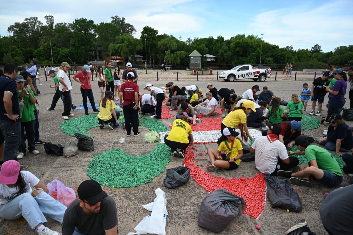 “Flor de Lis Solidaria” en Gualeguaychú