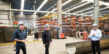 Cómo se fabrican las torres para la aerosilla del Glaciar Le Martial