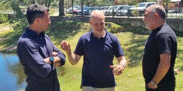 Juntos por el Cambio: Rodrigo de Loredo, Horacio Rodríguez Larreta y Luis Juez en Villa Carlos Paz. (La Voz)