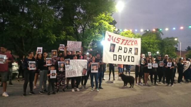 Familiares y amigos piden justicia por David Molina.