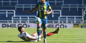 Rosario Central goleó 4 a 0 a Patronato en el último encuentro entre ambos, por la Copa Diego Maradona 2020. (@RosarioCentral)