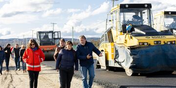 Autoridades de Vialidad Nacional recorrieron la obra de pavimentación de la ruta Nº1