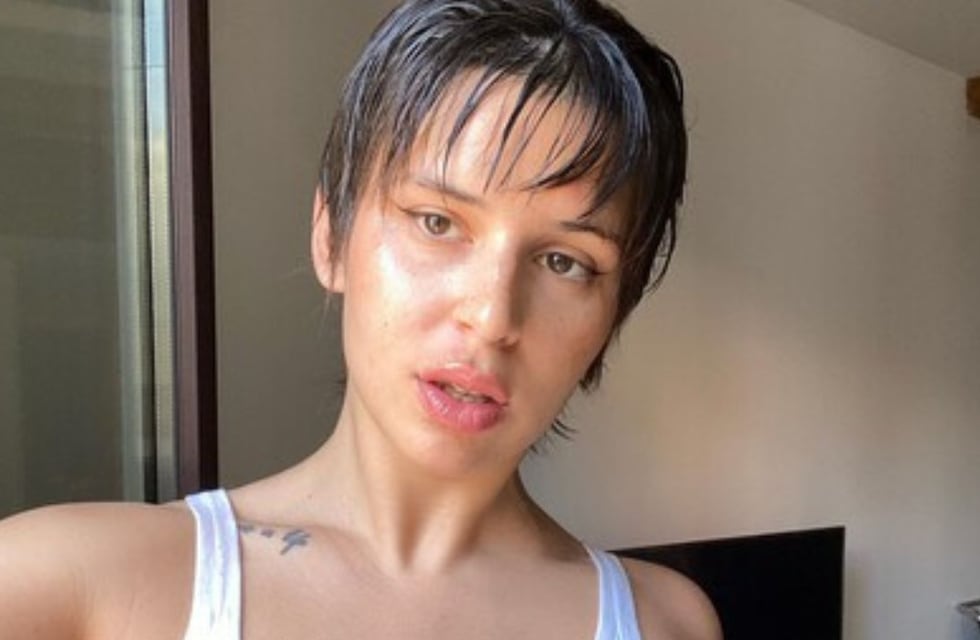 Nathy Peluso apostó por otro cambio de look, tras responder las críticas a su pelo corto