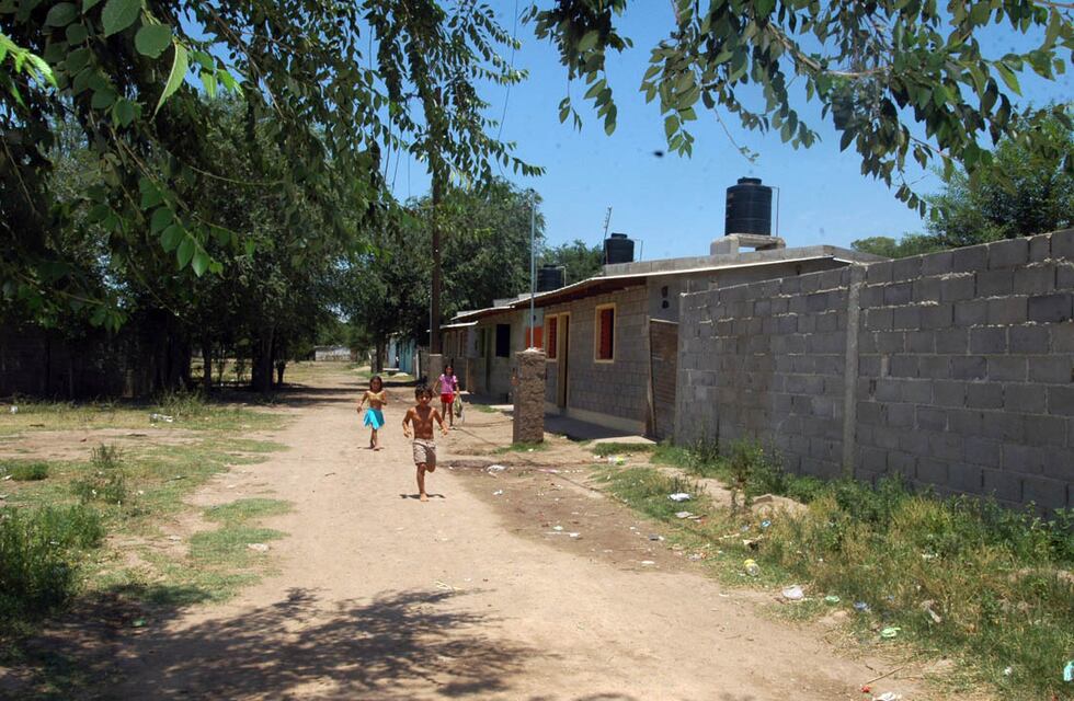 La Legislatura de Córdoba aprueba otorgar tierras a 900 familias de Villa la Tela